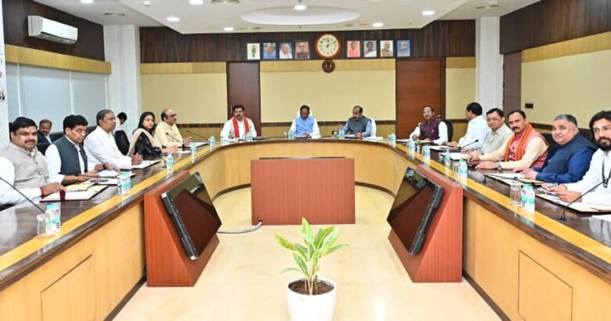 साय कैबिनेट की आज अहम बैठक, जल संकट से लेकर किसानों और स्वास्थ्य व्यवस्था पर हो सकते हैं बड़े फैसले
