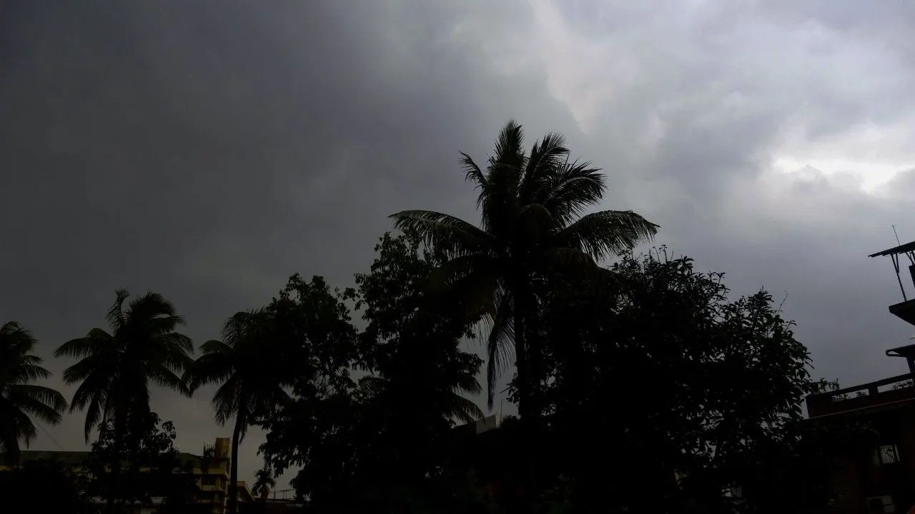 छत्तीसगढ़ में बदला मौसम का मिजाज: गर्मी से राहत या नई चुनौती, जानिए पूरा अपडेट