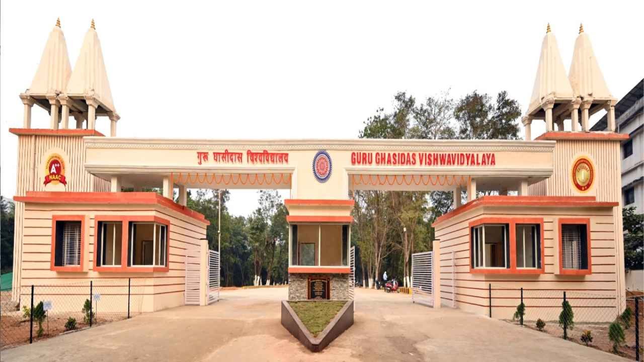 परीक्षा खत्म होते ही हॉस्टल खाली करने का आदेश…बिलासपुर में छात्रों की बढ़ी बेचैनी