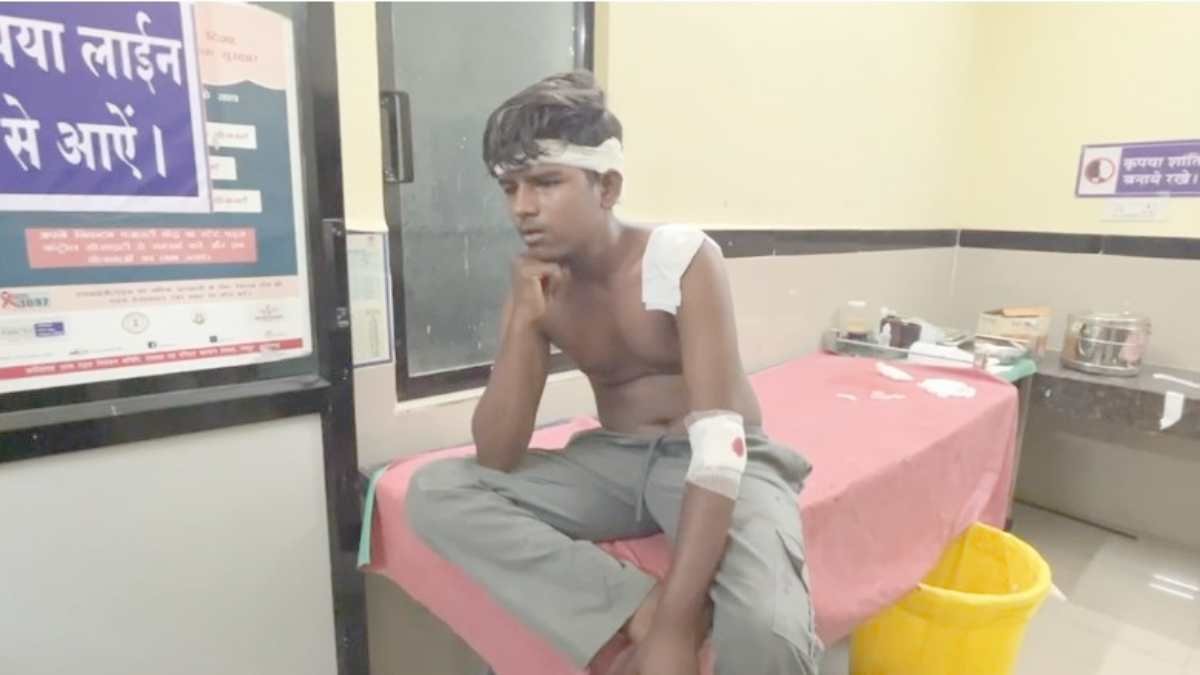 गुपचुप ज्यादा खिलाने पर खूनी बवाल! डोंगरगढ़ में पिता-पुत्र पर चाकू से हमला, शहर में दहशत का माहौल