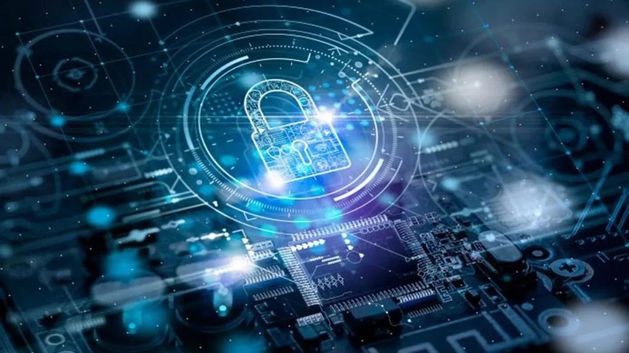 CG Cyber Fraud: डिजिटल अरेस्ट के नाम पर 1.67 करोड़ की ठगी, हरियाणा-कर्नाटक से जुड़े साइबर गैंग का बड़ा खुलासा