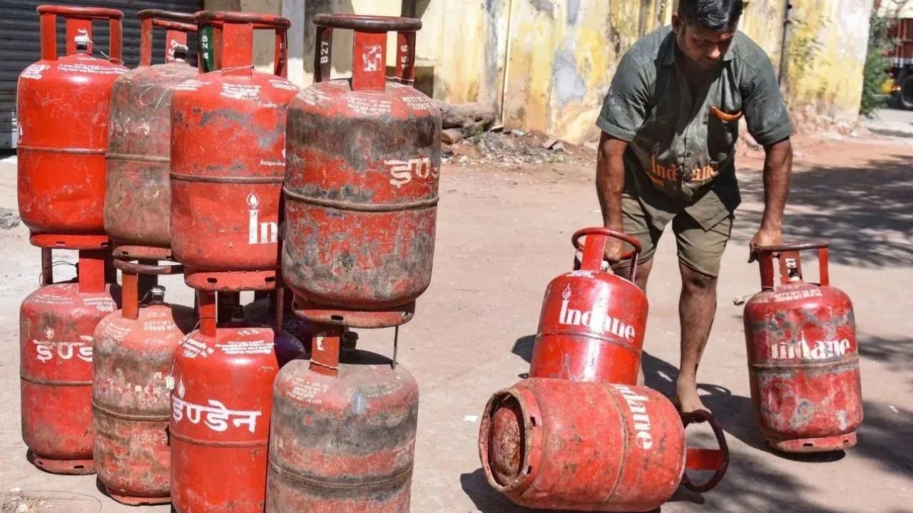 रायपुर में गैस सप्लाई पर बड़ा एक्शन, तीन एजेंसियों में छापे से मचा हड़कंप