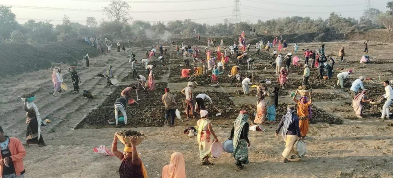 रायपुर : महात्मा गांधी नरेगा से जल संरक्षण का महाअभियान, रोजगार और आजीविका को मिली नई ताकत