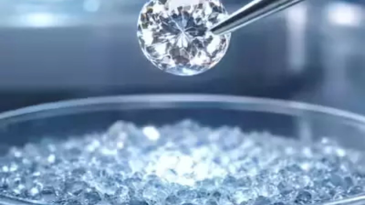 छत्तीसगढ़ को मिली नई खनिज पहचान : महासमुंद के डायमंड ब्लॉक से मिले 5 हीरे, निवेश और रोजगार की खुलेंगी नई संभावनाएं