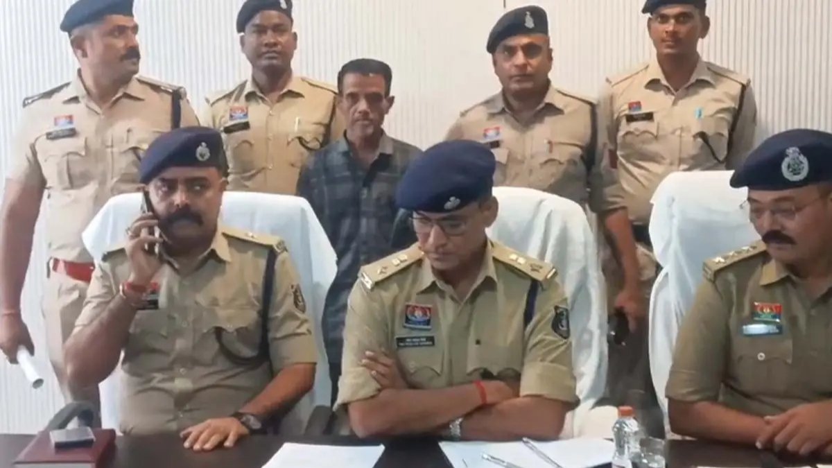 सनसनीखेज खुलासा : 4 महीने तक गांव में घूमता रहा सीरियल किलर, 8 लोगों को जहर देकर उतारा मौत के घाट