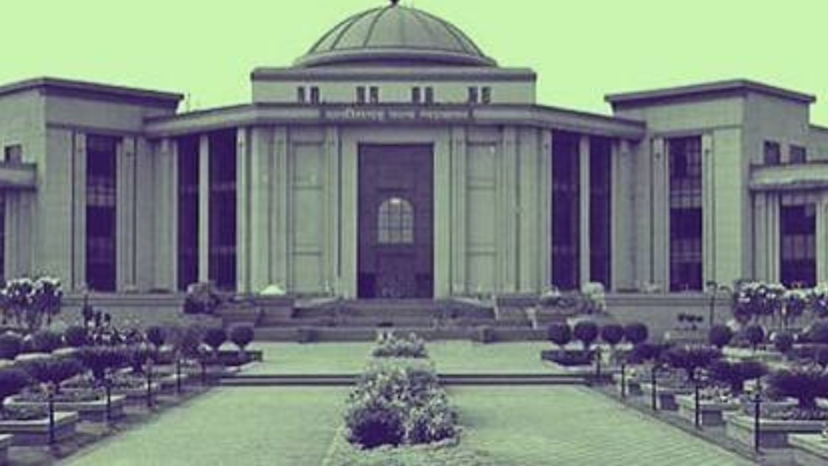 MBBS छात्रों को हाई कोर्ट से बड़ी राहत, तय समय पर नियुक्ति नहीं तो सेवा बांड स्वतः खत्म, NOC जारी करने का आदेश
