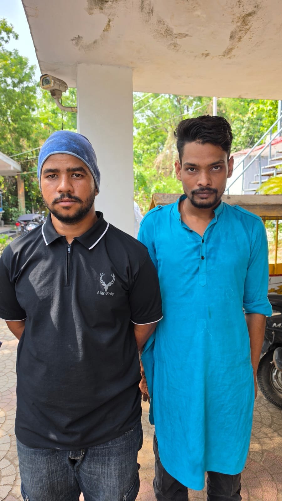 96 घंटे में नार्कोटिक्स नेटवर्क पर बड़ा प्रहार: हिस्ट्रीशीटर समेत 8 आरोपी गिरफ्तार, 5 लाख का नशीला सामान जब्त