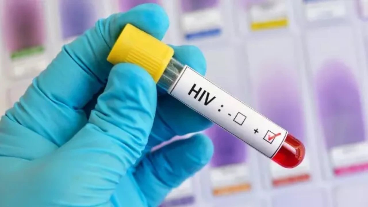 जांजगीर जिला जेल में 4 बंदी HIV पॉजिटिव मिलने से हड़कंप, स्वास्थ्य और सुरक्षा व्यवस्था पर उठे सवाल