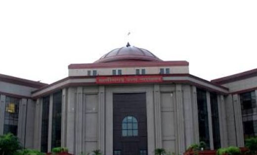 सरकारी जमीन से बेदखली से पहले देना होगा स्पष्ट नोटिस, हाईकोर्ट ने रेलवे की याचिका की खारिज