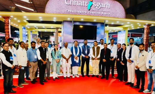 रायपुर : ट्रैवल एंड टूरिज्म फेयर कोलकाता-2026 में ‘बेस्ट डेकोरेशन ऑफ स्टॉल एंड अपीयरेंस’ सम्मान से बढ़ी प्रदेश की प्रतिष्ठा