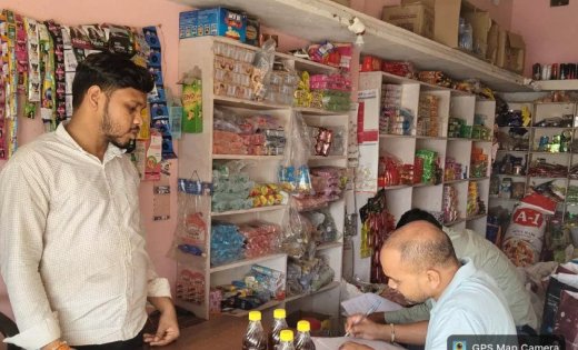 CG News: होटलों और किराना दुकानों पर खाद्य विभाग की सख्ती, जांच में मिली गड़बड़ियां, संचालकों को जारी हुआ नोटिस