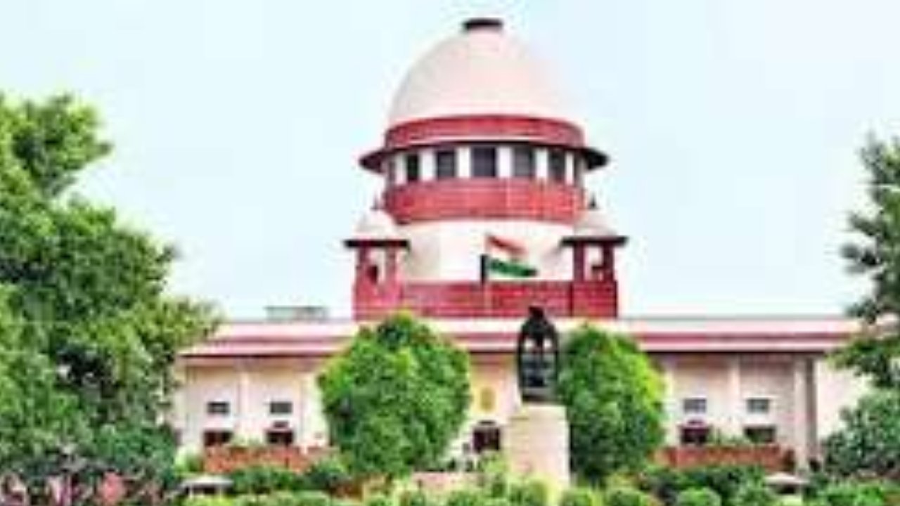 Supreme Court News: अनुकंपा नियुक्ति पर सुप्रीम कोर्ट का बड़ा फैसला, कहा- यह अधिकार नहीं, सिर्फ आपात राहत की व्यवस्था