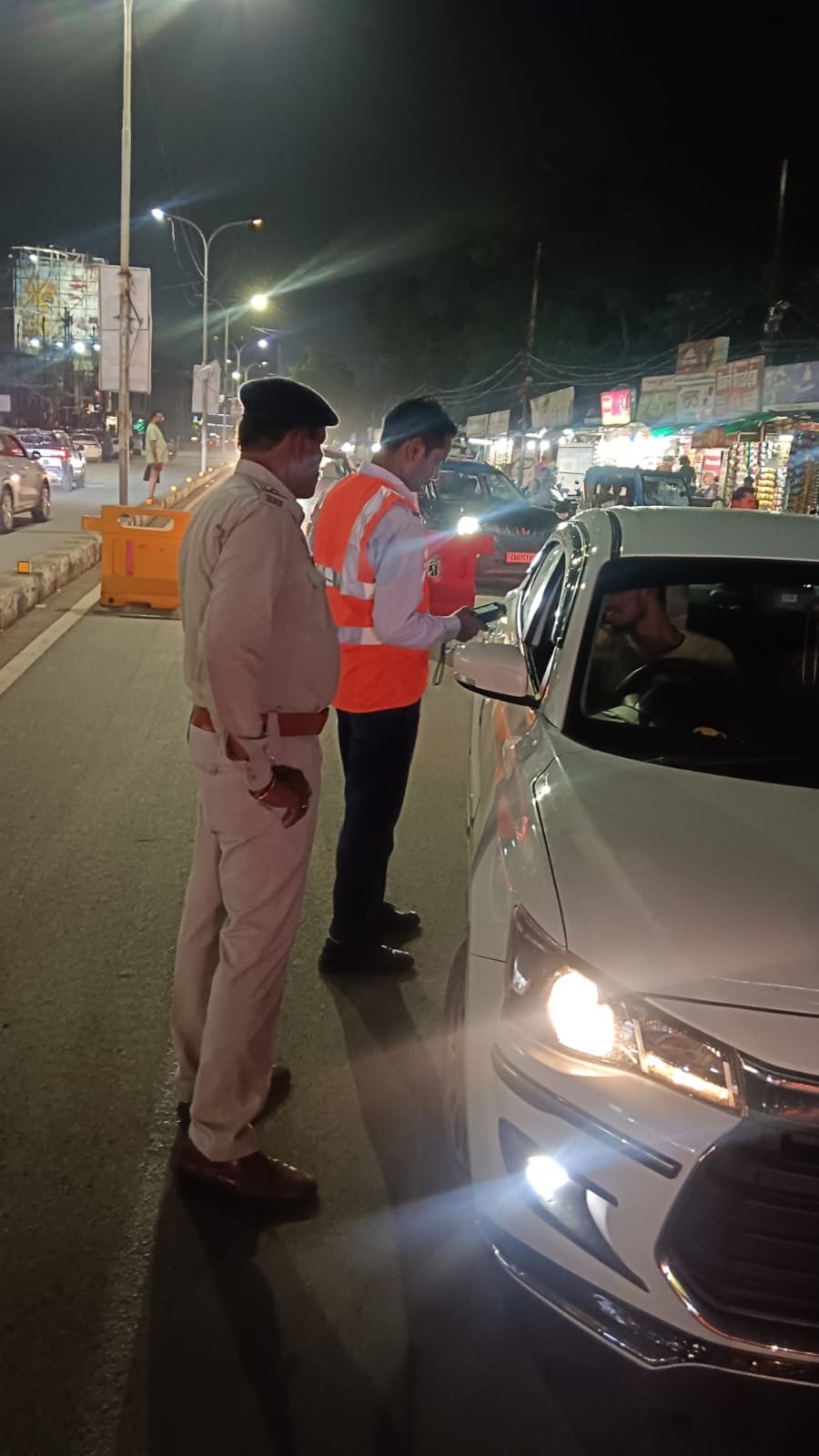 ड्रंक एंड ड्राइव के विरुद्ध सघन अभियान, एक ही रात में 42 नशे में वाहन चलाने वाले चालकों पर वैधानिक कार्यवाही