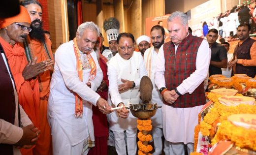 रायपुर : संत रविदास ने समरसता, समानता और भक्ति का जो मार्ग दिखाया, वही विकसित और सशक्त भारत की आधारशिला : मुख्यमंत्री  विष्णुदेव साय