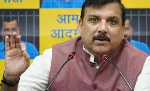 रायपुर पहुंचते ही संजय सिंह का भाजपा पर हमला, बोले- छत्तीसगढ़ की सत्ता दिल्ली से संचालित हो रही