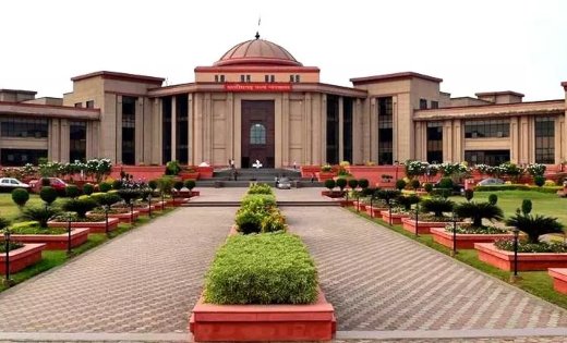 हाईकोर्ट का अहम फैसला: दूसरी शादी से जन्मा बेटा भी अनुकंपा नियुक्ति का हकदार, लेकिन बड़े बेटे को मिलेगी पहली प्राथमिकता