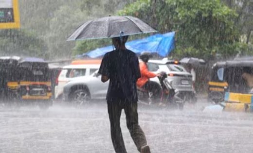 दिल्ली-NCR से छत्तीसगढ़ तक बारिश का अलर्ट, कई राज्यों में मौसम बिगड़ने के आसार; उत्तराखंड में भूस्खलन का खतरा बढ़ा