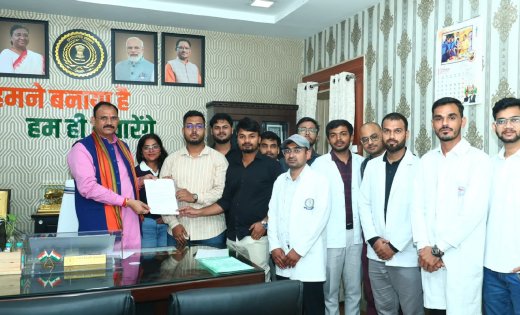 इंटर्न डॉक्टरों के आंदोलन पर बनी सहमति, स्वास्थ्य मंत्री से बातचीत के बाद स्टाइपेंड बढ़ोतरी की उम्मीद तेज