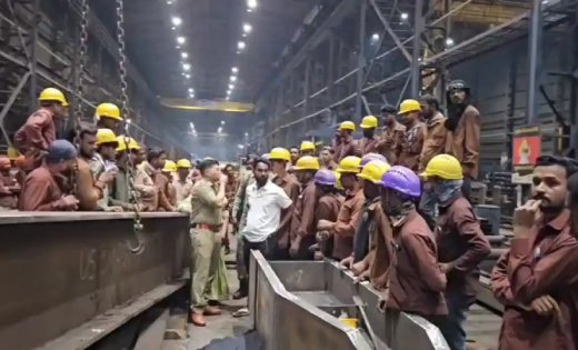 फैक्ट्री हादसे ने छीनी मजदूर की जिंदगी, तीन बच्चों के सिर से उठा पिता का साया