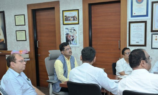 शहरों की तस्वीर बदलने वाली योजनाओं पर सख्ती, रायपुर में अधिकारियों को मिला समयबद्ध और टिकाऊ विकास का रोडमैप