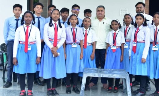 बच्चों के सपनों में दिखी विकसित भारत की नई तस्वीर, मंत्री राजेश अग्रवाल ने कहा—युवा पीढ़ी है राष्ट्र की आधारशिला