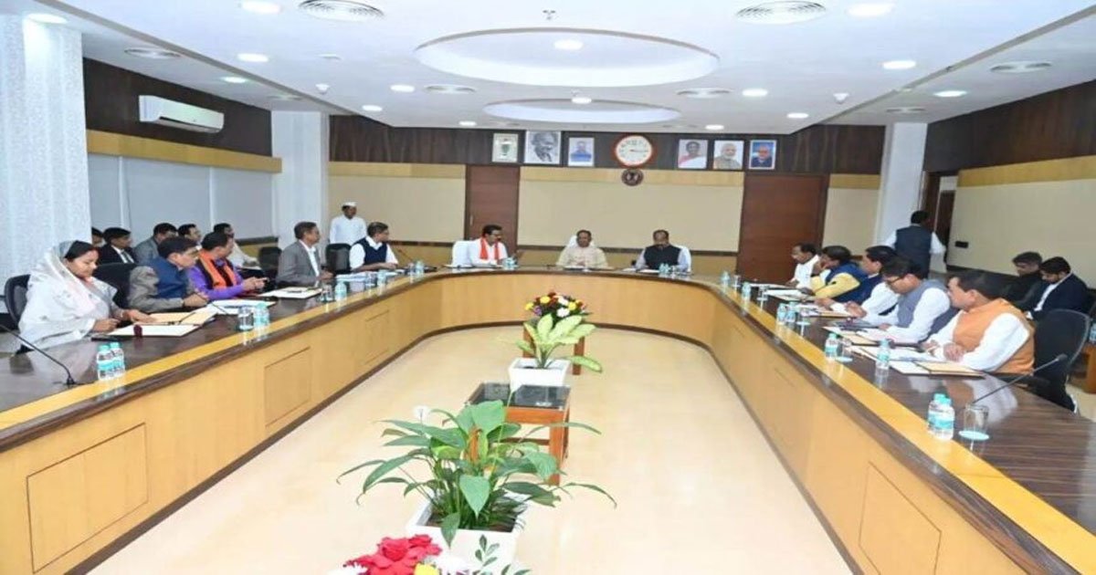 कल होने वाली कैबिनेट बैठक में किन बड़े फैसलों पर लगेगी मुहर? सीएम साय की अध्यक्षता में अहम मुद्दों पर होगी चर्चा