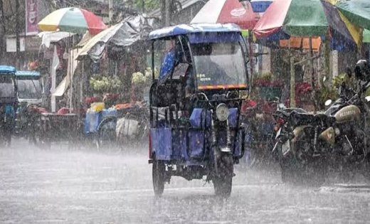 Chhattisgarh Weather: फिर बदलेगा मौसम का मिजाज, कई जिलों में बारिश के साथ बिजली गिरने का अलर्ट; जानें किन लोगों को ज्यादा सतर्क रहने की जरूरत