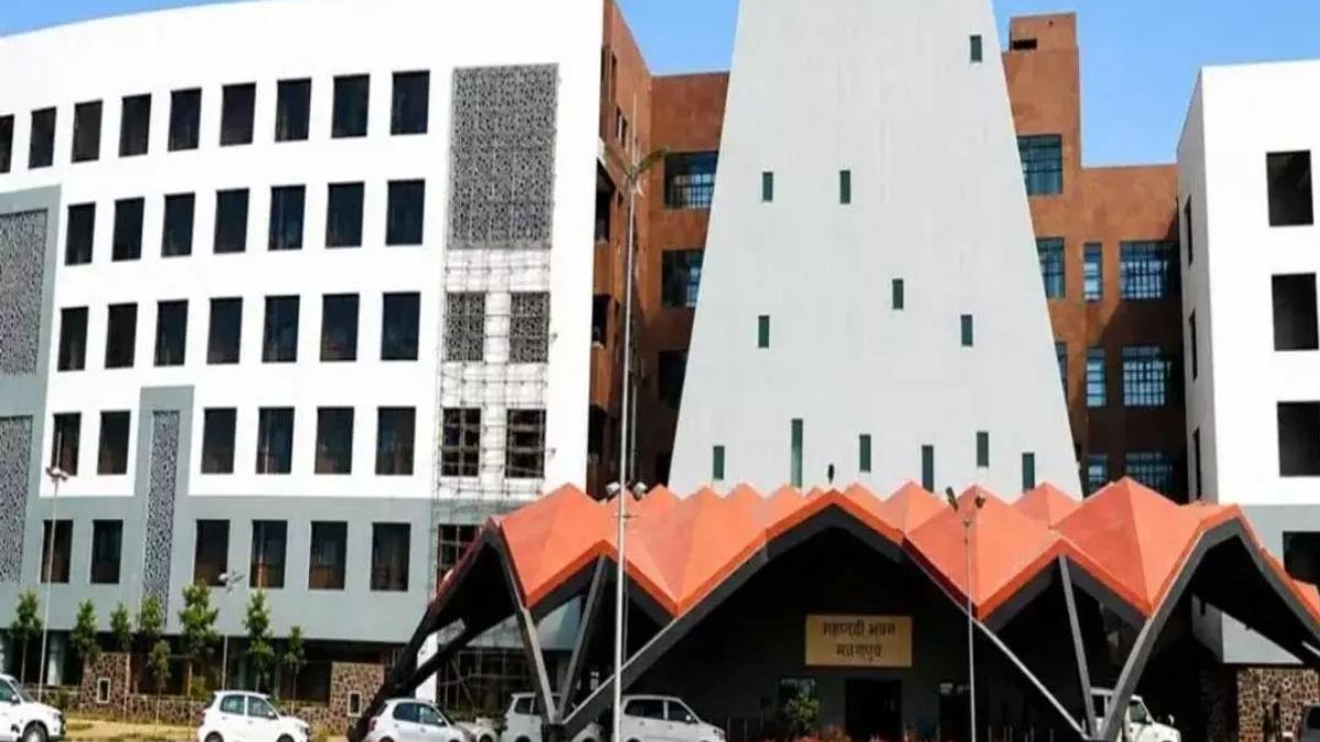 छत्तीसगढ़ में IAS अफसरों के विभाग बदले, दो वरिष्ठ अधिकारियों को मिला अतिरिक्त प्रभार