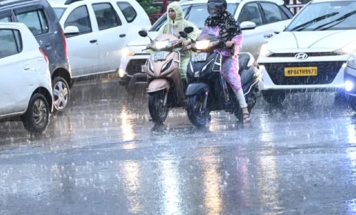 छत्तीसगढ़ में फिर बदलेगा मौसम का मिजाज, इन जिलों में बारिश के साथ बिजली का खतरा बढ़ा; जानें अगले कुछ घंटों का हाल