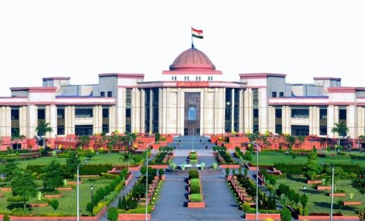 निजी संस्था के एक फैसले से बदल गई थी वैवाहिक स्थिति, हाईकोर्ट ने बताया आखिर किसका आदेश मान्य होगा