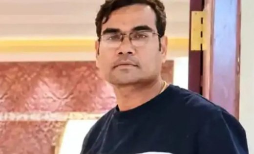 सक्ती के सरकारी स्कूल में शिक्षक पर छात्रा ने लगाए गंभीर आरोप, कॉपी जांचने के दौरान अनुचित तरीके से छूने की शिकायत