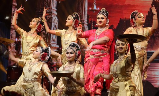 रायपुर : बिलासपुर की श्वेता नायक एंड ग्रुप ने कुचिपुड़ी नृत्य से मोहा दर्शकों का मन