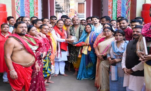 भगवान लिंगराज के दर्शन कर मुख्यमंत्री विष्णु देव साय ने की प्रदेश की सुख-समृद्धि और खुशहाली की कामना….