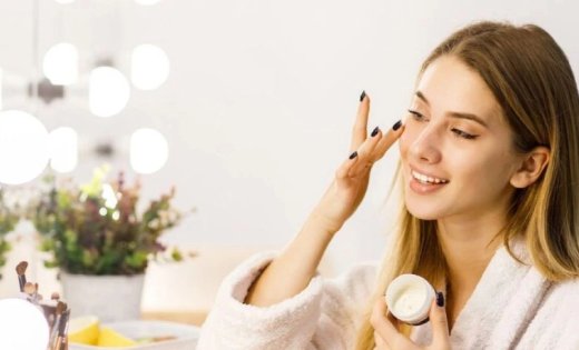 Soft Glowing Skin Home Tips: सर्दियों में चेहरा हो रहा रूखा और बेजान तो अपनाएं ये घरेलू तरीके, त्वचा की नमी बनाए रखने में मिल सकती है मदद