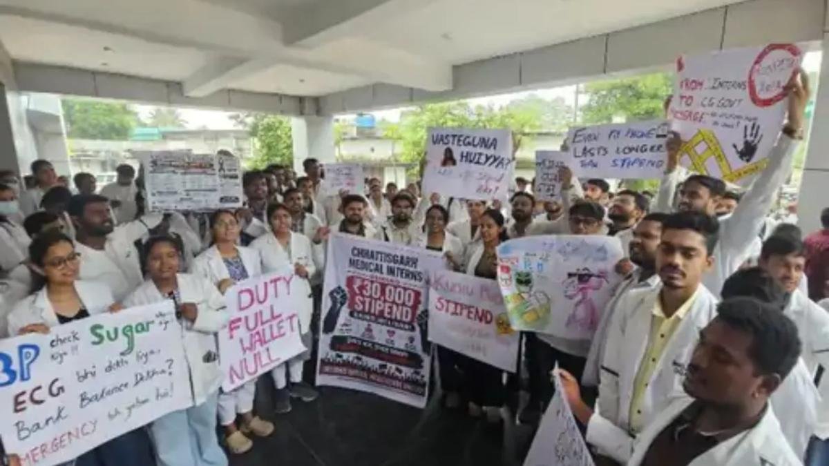 छत्तीसगढ़ में MBBS इंटर्न्स की बड़ी मांग पूरी, अब हर महीने मिलेगा 25 हजार रुपये स्टाइपेंड