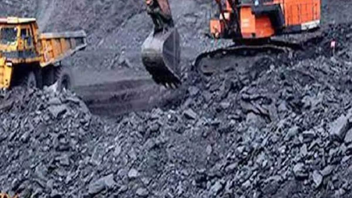 कोयला लेवी के बाद लौह अयस्क में भी वसूली का आरोप,  EOW जांच में सामने आया 100 रुपये प्रति टन का दावा