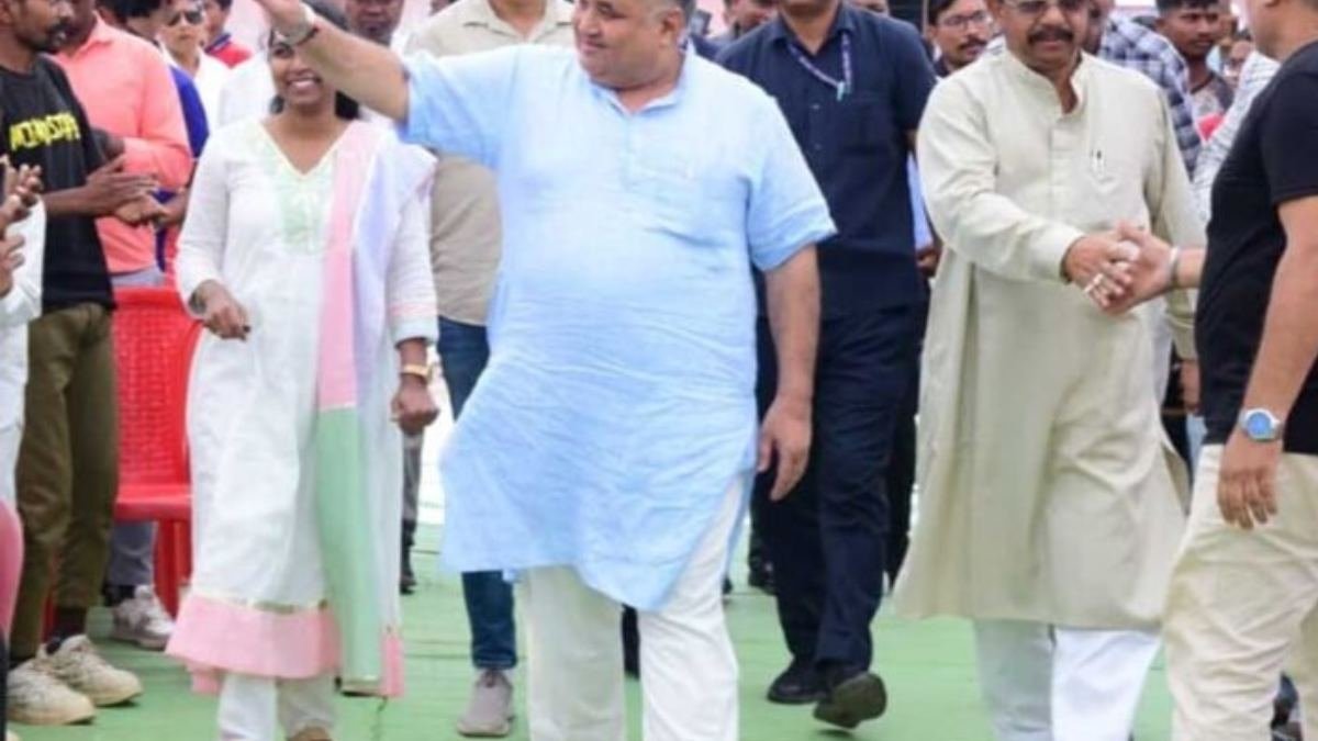 सरगुजा ओलंपिक से निखर रही ग्रामीण खेल प्रतिभाएं, युवा खिलाड़ियों के सपनों को मिल रही नई उड़ान : पर्यटन मंत्री राजेश अग्रवाल