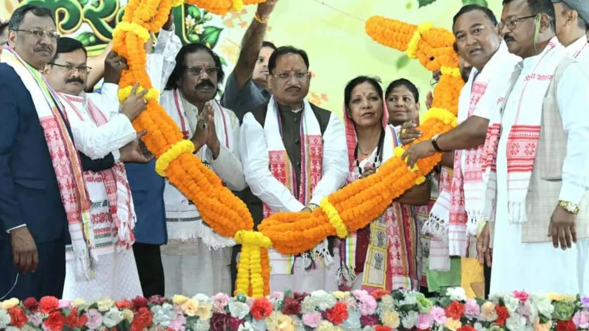 छत्तीसगढ़ में कंवर समाज को 90 लाख रुपये की सौगात, करमा महोत्सव के लिए हर साल मिलेंगे 10 लाख रुपये, सीएम साय ने की कई घोषणाएं