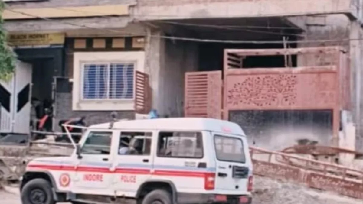 इंदौर में प्रधान आरक्षक की 64 करोड़ रुपये की संपत्ति का खुलासा, लोकायुक्त ने इंदौर और देवास में मारे छापे
