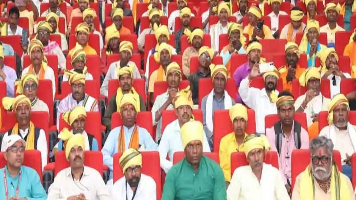 छत्तीसगढ़ में पारंपरिक वैद्यों को मिला सम्मान, 309 वैद्यों को प्रमाण पत्र, 2027 तक एक हजार का लक्ष्य