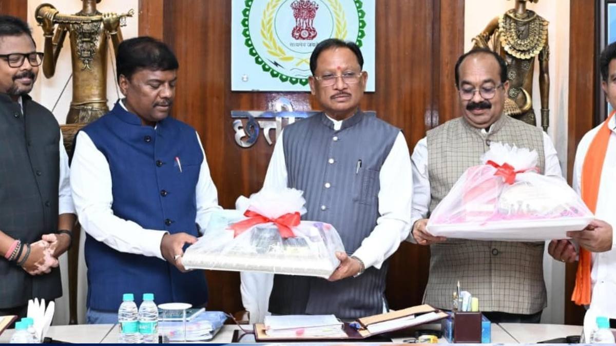 हमारे वनों की समृद्धि और मातृशक्ति के परिश्रम से तैयार उत्पाद बनें छत्तीसगढ़ की पहचान – मुख्यमंत्री  विष्णुदेव साय