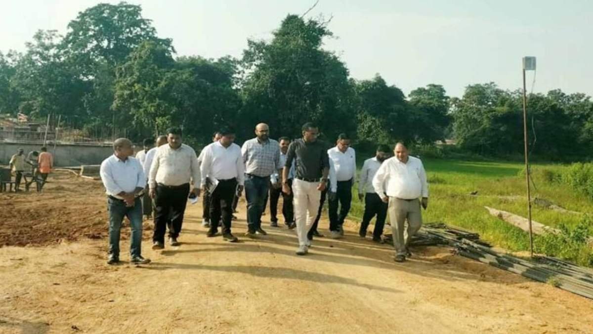 पीडब्ल्यूडी सचिव मुकेश कुमार बंसल बोले – बरसात के बाद निर्माण कार्यों को मिली रफ्तार, गुणवत्ता और समय-सीमा पर जोर