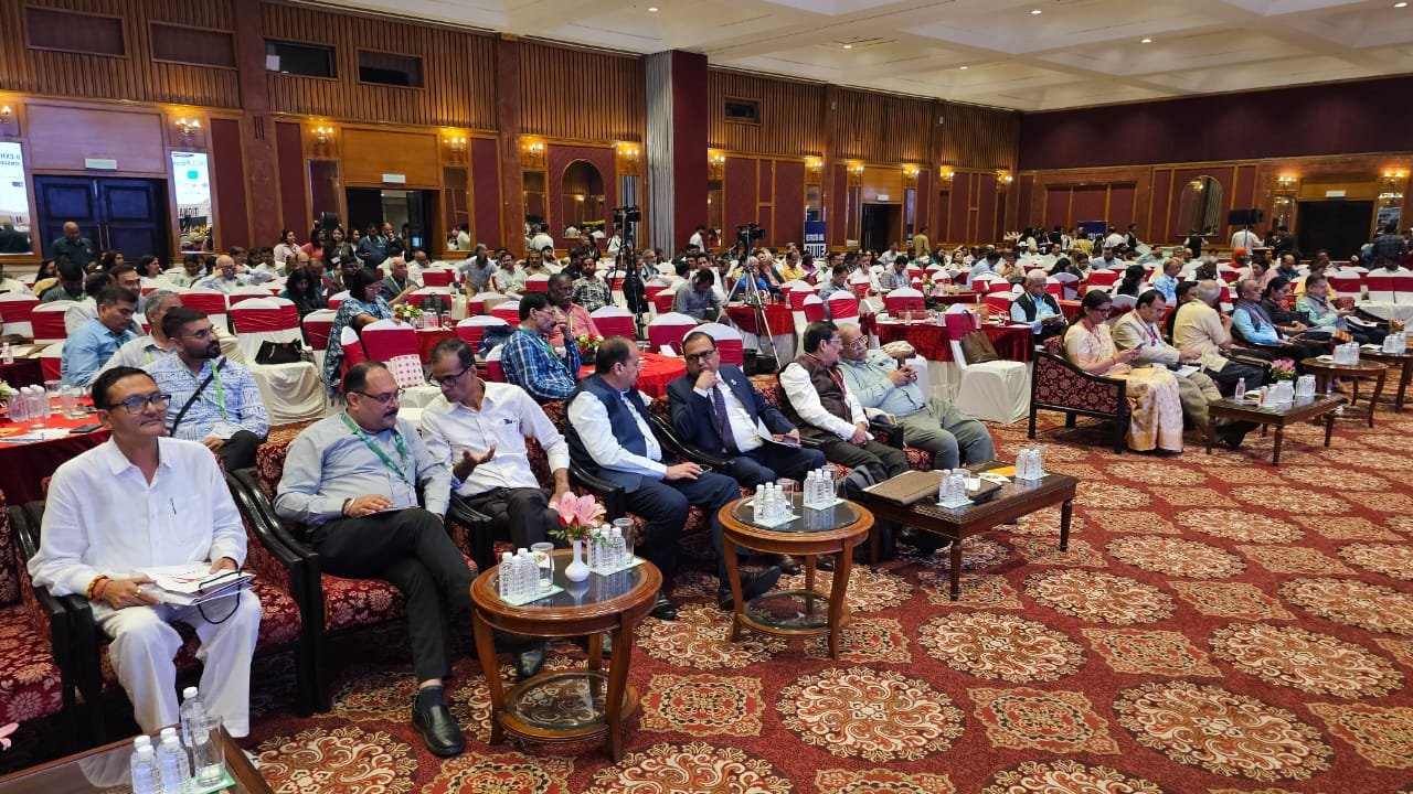 राष्ट्रीय सम्मेलन में मनोहर गौशाला के जैविक कृषि और अनुसंधान कार्यों की सराहना